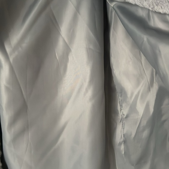 Jacket/ Coat. - Picture 5 of 8